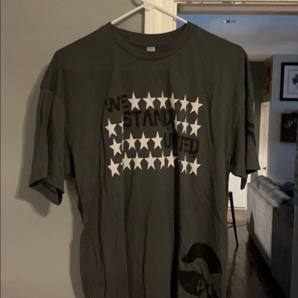 CF UNITED WE STAND SANDY HOOK WOD T SHIRT NWOT